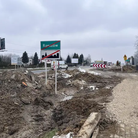 Rozbudowa ul. Warszawskiej [styczeń 2023] - fot 16